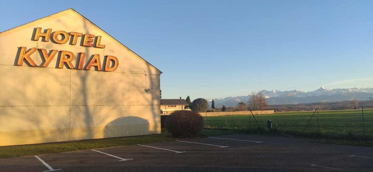 Kyriad Tarbes Odos Exterior foto